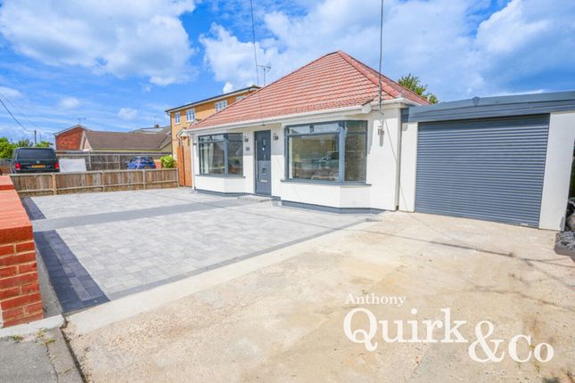 Dovervelt Road, Canvey Island, SS8 3 bed detached bungalow for sale