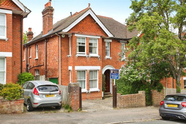 5 bedroom semi-detached house for sale
