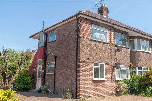 Cheltenham Avenue, Twickenham 2 bed apartment for sale