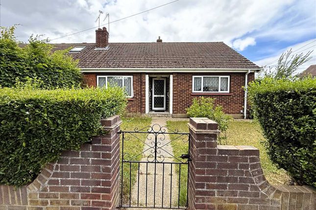 Pickwick Gardens, Northfleet 2 bed bungalow for sale