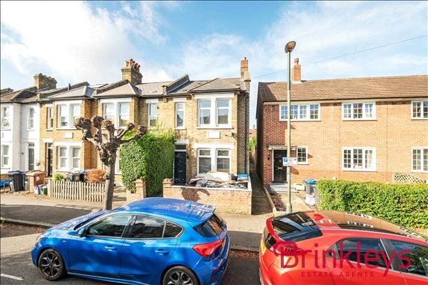 Vernon Avenue, Raynes Park, SW20 2 bed end of terrace house for sale