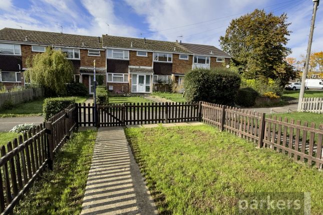 Wilmot Close, Witney, Oxfordshire, OX28 3 bed terraced house for sale