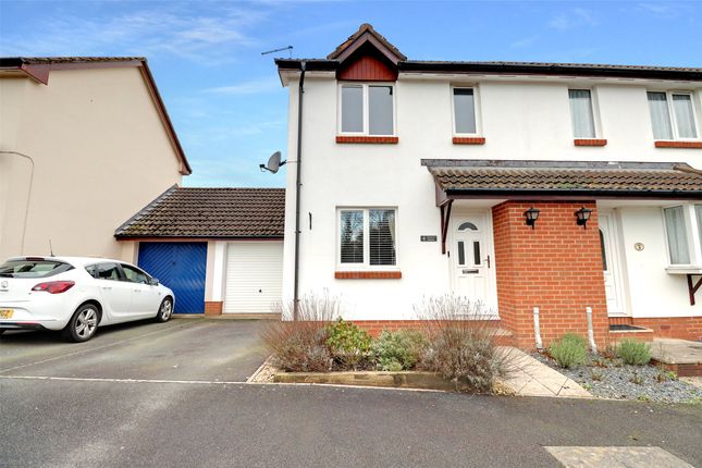 2 bedroom link detached house for sale