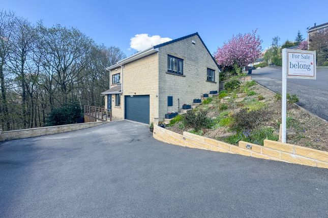 Ridings Fields, Holmfirth HD9 4 bed detached house for sale