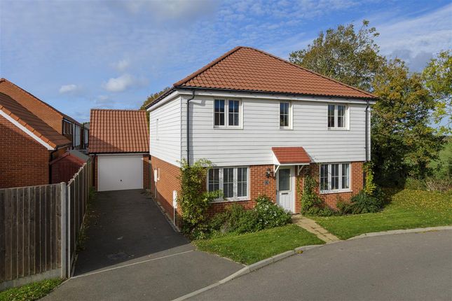 Mexborough Square, Aylesham 4 bed detached house for sale