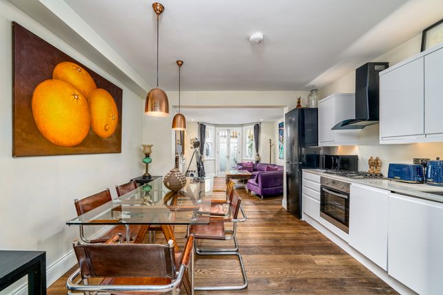 Burnaby Street, Chelsea 1 bed apartment for sale