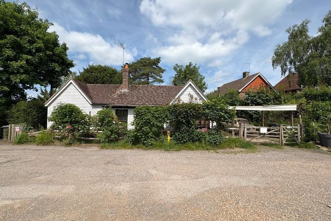 The Marlpit, Wadhurst, East Sussex, TN5 3 bed bungalow for sale