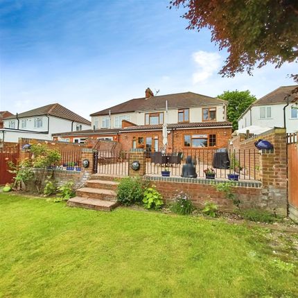 4 bedroom semi-detached house for sale