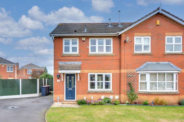 Leafe Close, Chilwell, Nottingham 3 bed semi