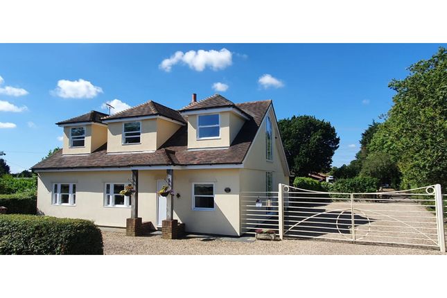 4 bed detached house