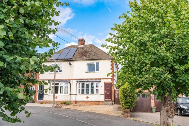 2 bedroom semi-detached house for sale