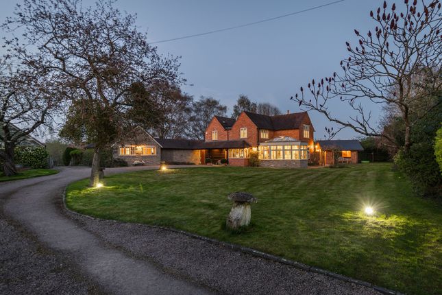 Saleway, Worcestershire 5 bed detached house for sale