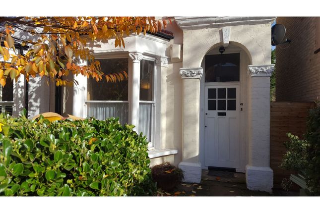 2 bedroom ground floor flat for sale