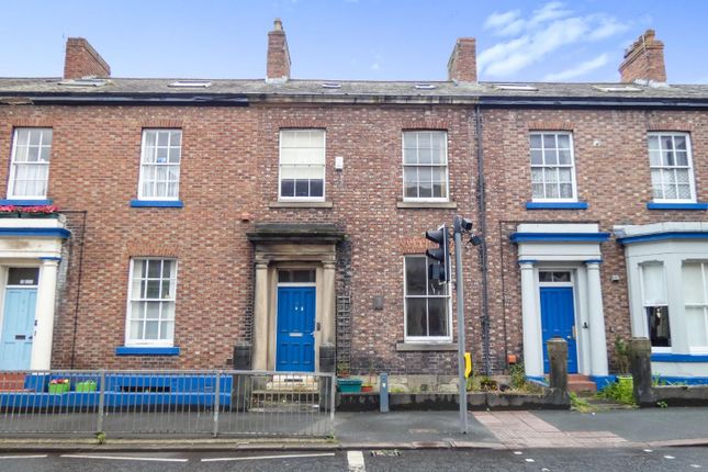 6 bedroom terraced house for sale