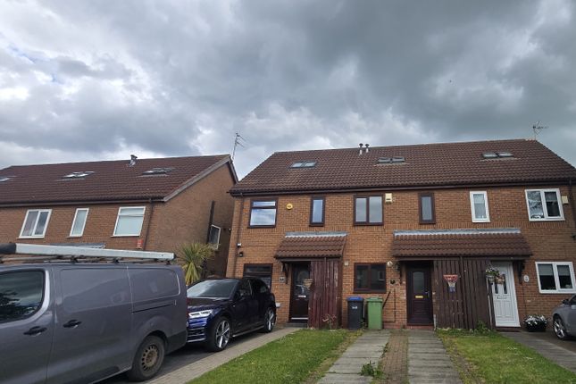3 bedroom terraced house for sale
