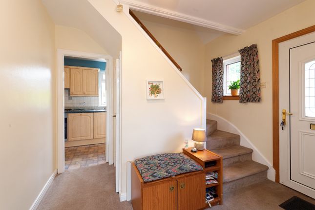27 Burnside Avenue, Brookfield, PA5 8UT 3 bed detached house for sale