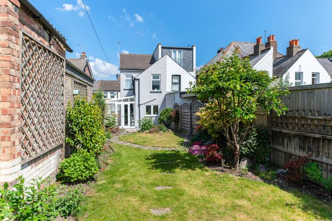 2 bedroom semi-detached house for sale