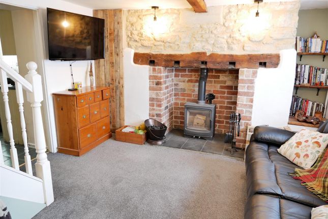 Calne 2 bed terraced house for sale
