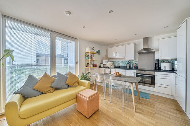Ealing Road, Brentford 1 bed apartment for sale