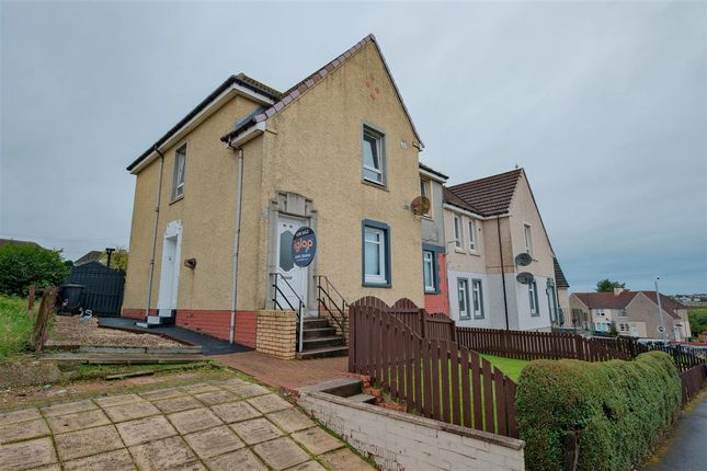 Queens Crescent, Chapelhall 2 bed apartment for sale