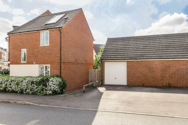 Blythebridge, Milton Keynes MK10 3 bed semi