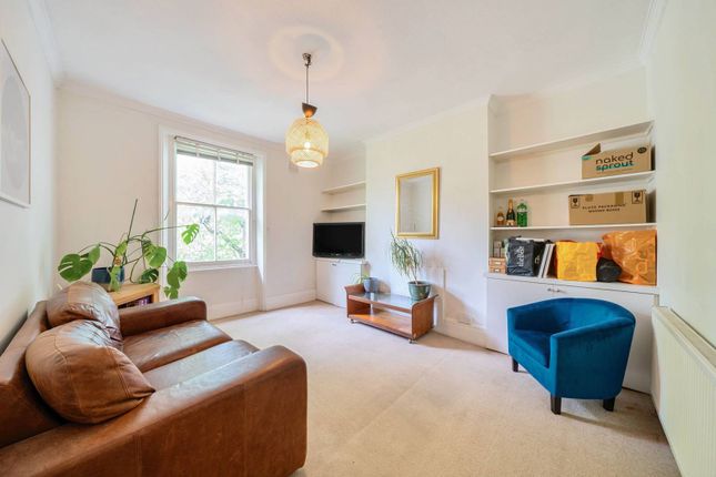 Loughborough Road, Brixton, London, SW9 2 bed flat for sale