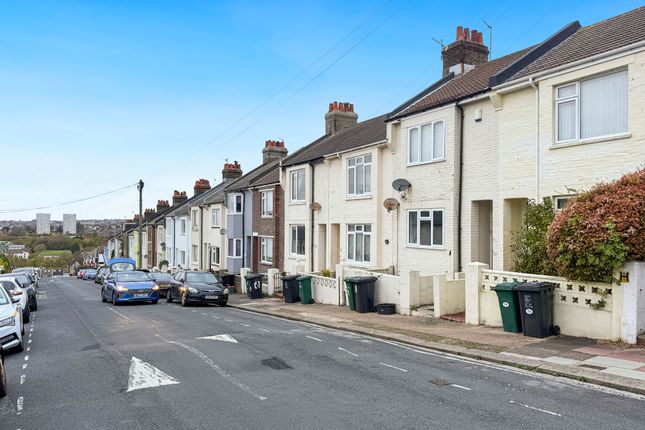 1 bedroom ground floor flat for sale