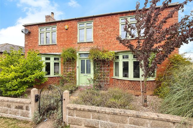 Gainsborough Road, Market Rasen LN8 4 bed detached house for sale