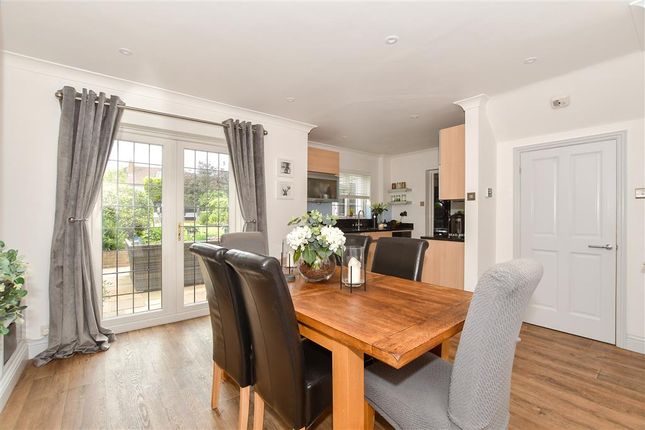 3 bed semi-detached house