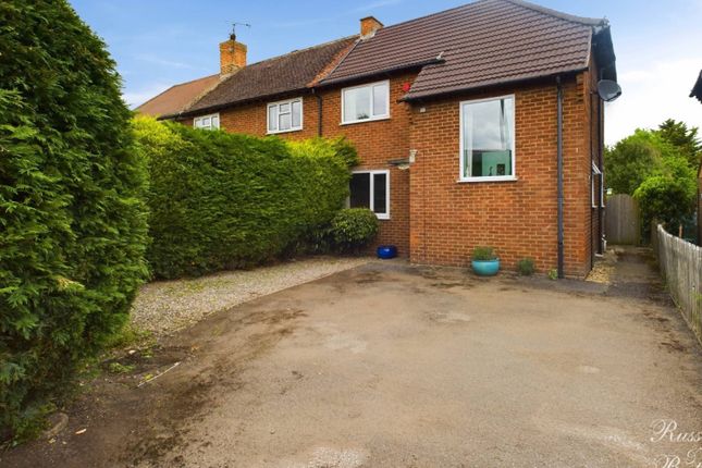 2 bedroom semi-detached house for sale