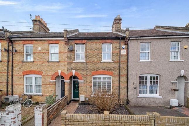 Days Lane, Sidcup DA15 2 bed terraced house for sale