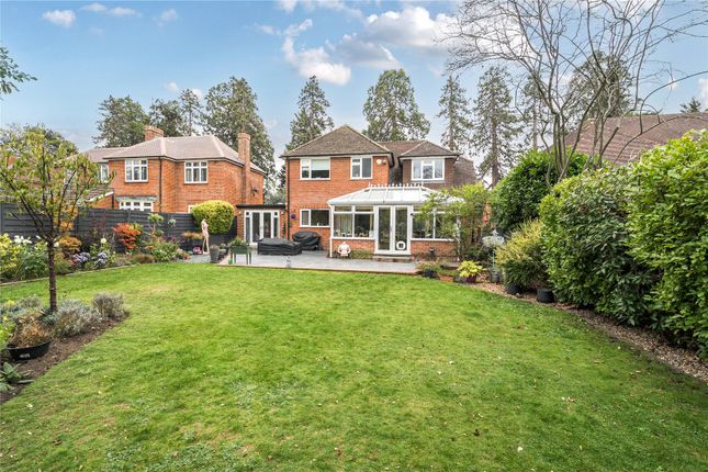 Watchetts Drive, Surrey GU15 4 bed detached house for sale