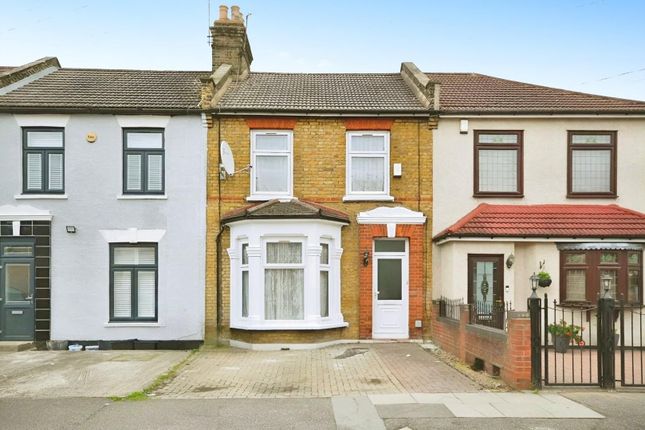 Sunnyside Road, Ilford 3 bed house for sale