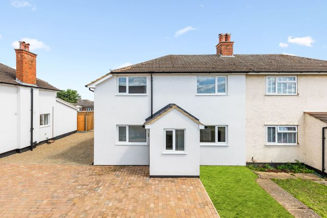Broad Street, Shefford SG17 3 bed semi