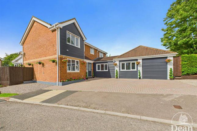 5 bedroom detached house for sale