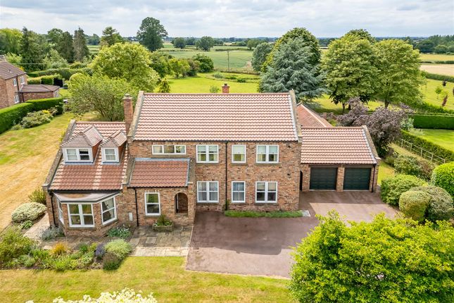 Main Street, Holtby, York, YO19 5UD 4 bed detached house for sale
