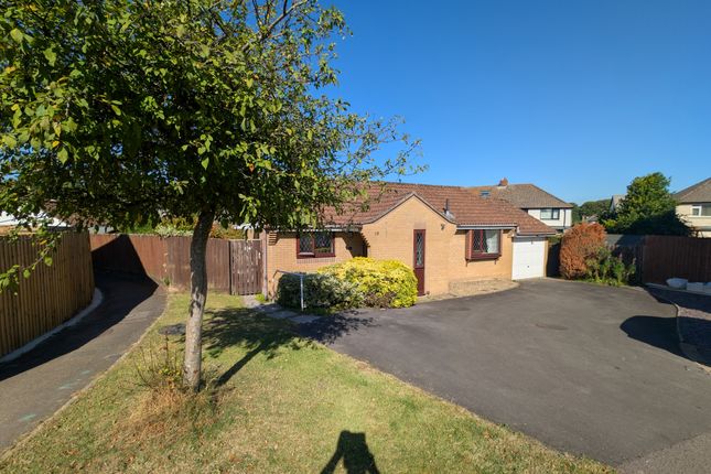 Knightswell Close, Cardiff, CF5 4NA 2 bed bungalow for sale