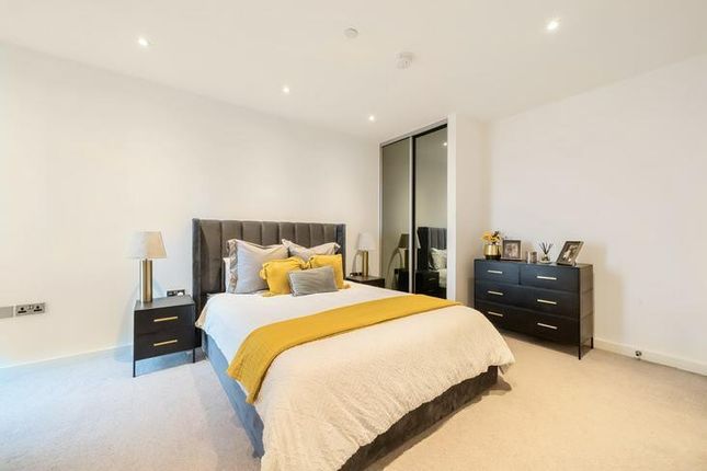 Gambit Avenue, Oakgrove, Milton Keynes 2 bed apartment for sale
