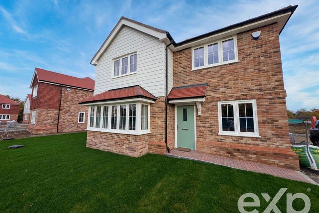 Tipples Field, Tonbridge  TN12 5 bed detached house for sale