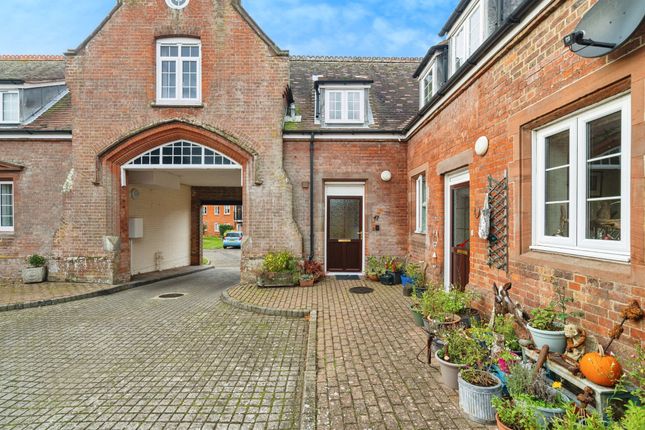 2 bed terraced house