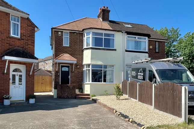 Hawthorn Road, Sittingbourne ME10 2 bed semi