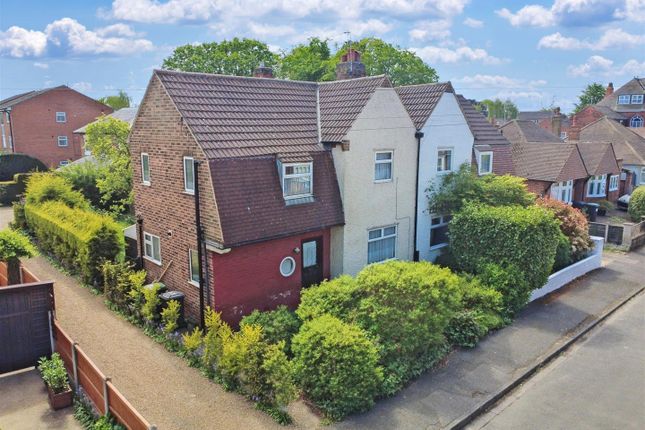 Linden Grove, Beeston 3 bed detached house for sale