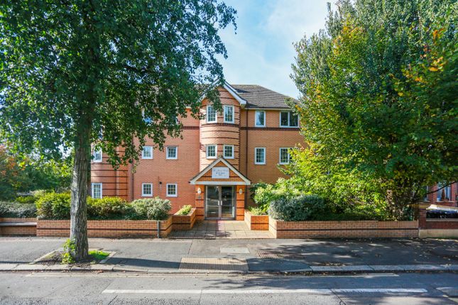 St James Court, 81 The Drive, Hove, BN3 2 bed flat for sale