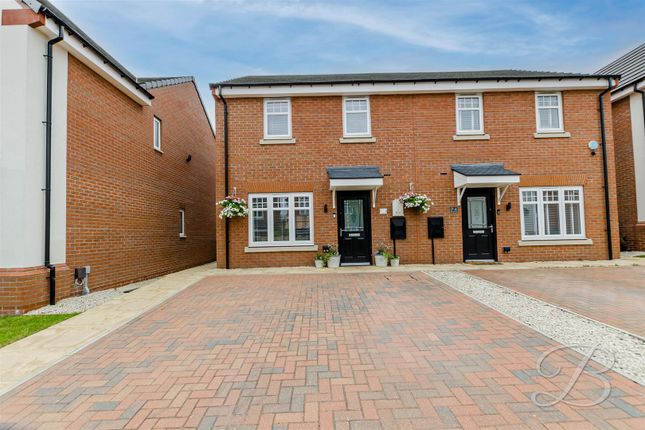3 bedroom semi-detached house for sale