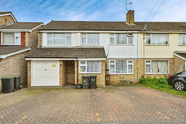 5 bedroom semi-detached house for sale
