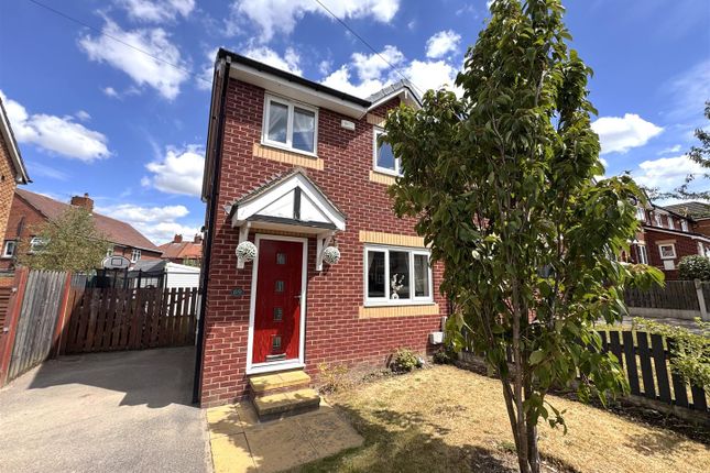 Newland Avenue, Cudworth, Barnsley 3 bed semi