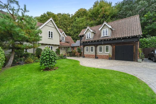 Park Lane, Harlow, Essex, CM20 5 bed detached house for sale