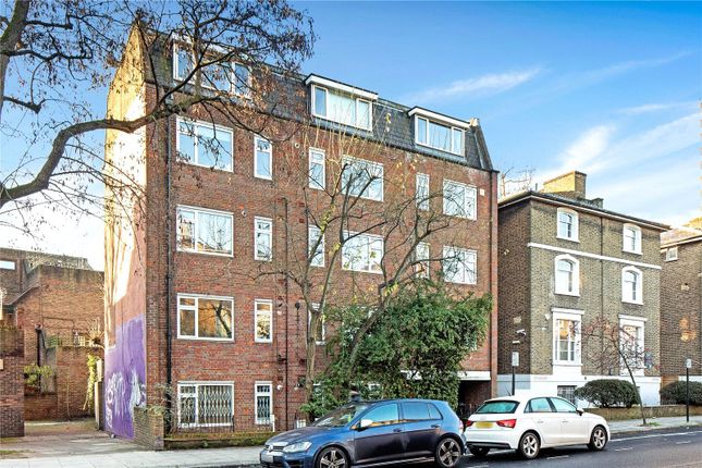 Studio flat for sale