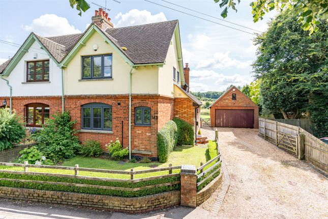 High Street, Walkern, Stevenage 3 bed semi