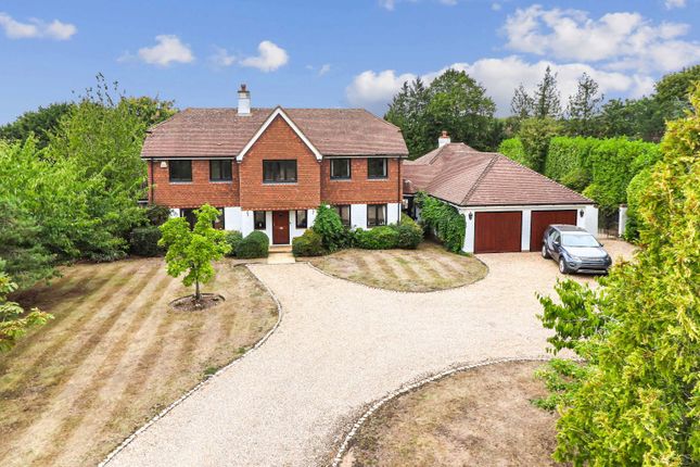 6 bedroom detached house for sale